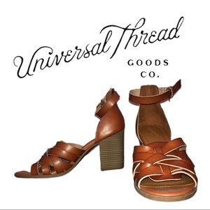 🦋Universal Thread Addie Faux Leather Heel